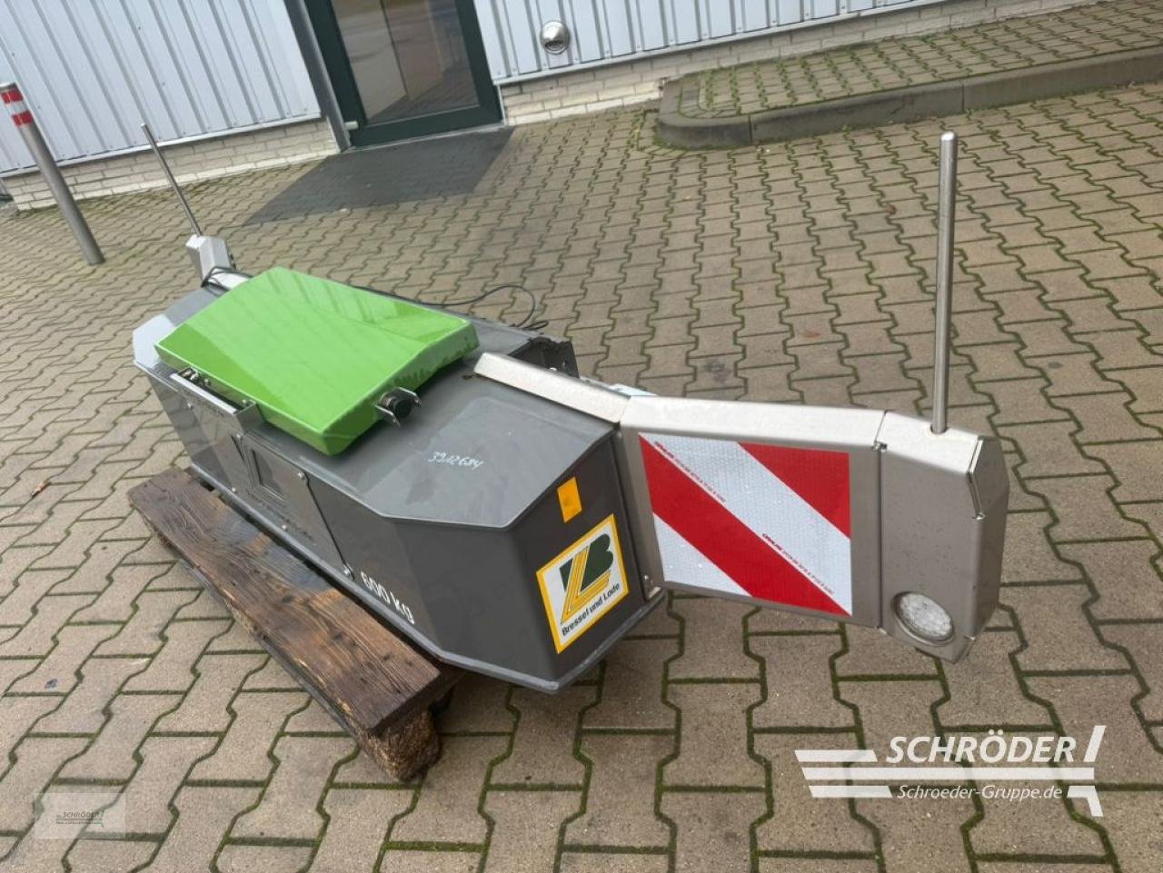 Frontgewicht typu Bressel & Lade FHG 600 SF (G35) NATURE GREEN | NEU, Gebrauchtmaschine v Langförden (Obrázok 2)